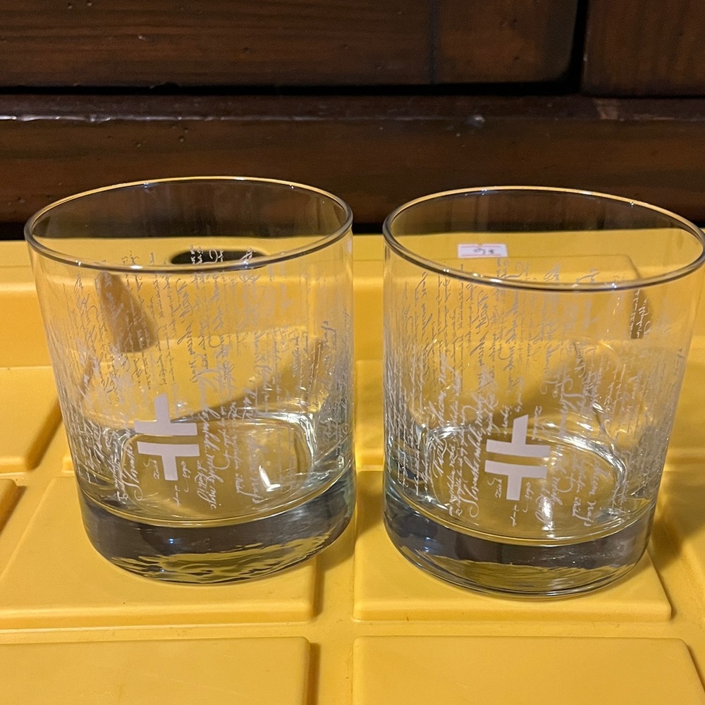 Slovenia 10 Oz Rocks Glass Script Writing White Logo Barware Set 2